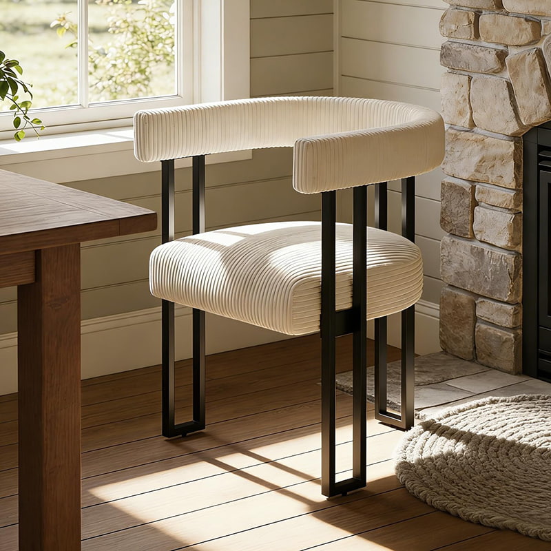 เก้าอี้รับประทานอาหาร Boucle, เก้าอี้ห้องรับประทานอาหารหุ้มผ้าลูกฟูกสีขาวพร้อมขาโลหะ, เก้าอี้สำเนียงสมัยใหม่ในยุคกลาง